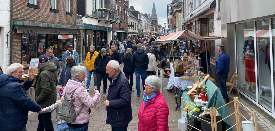 People on the shopping street