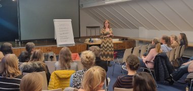 Lezing "Menopauze - dans van de hormonen".