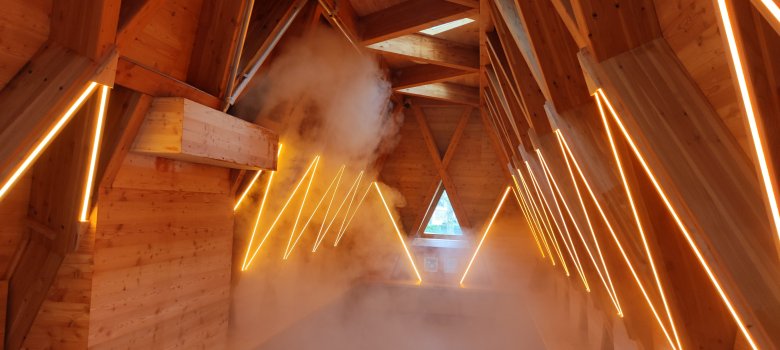 Wewnętrzne inhalatorium Kevelaer Wnętrze inhalatorium Kevelaer z mgłą solankową.