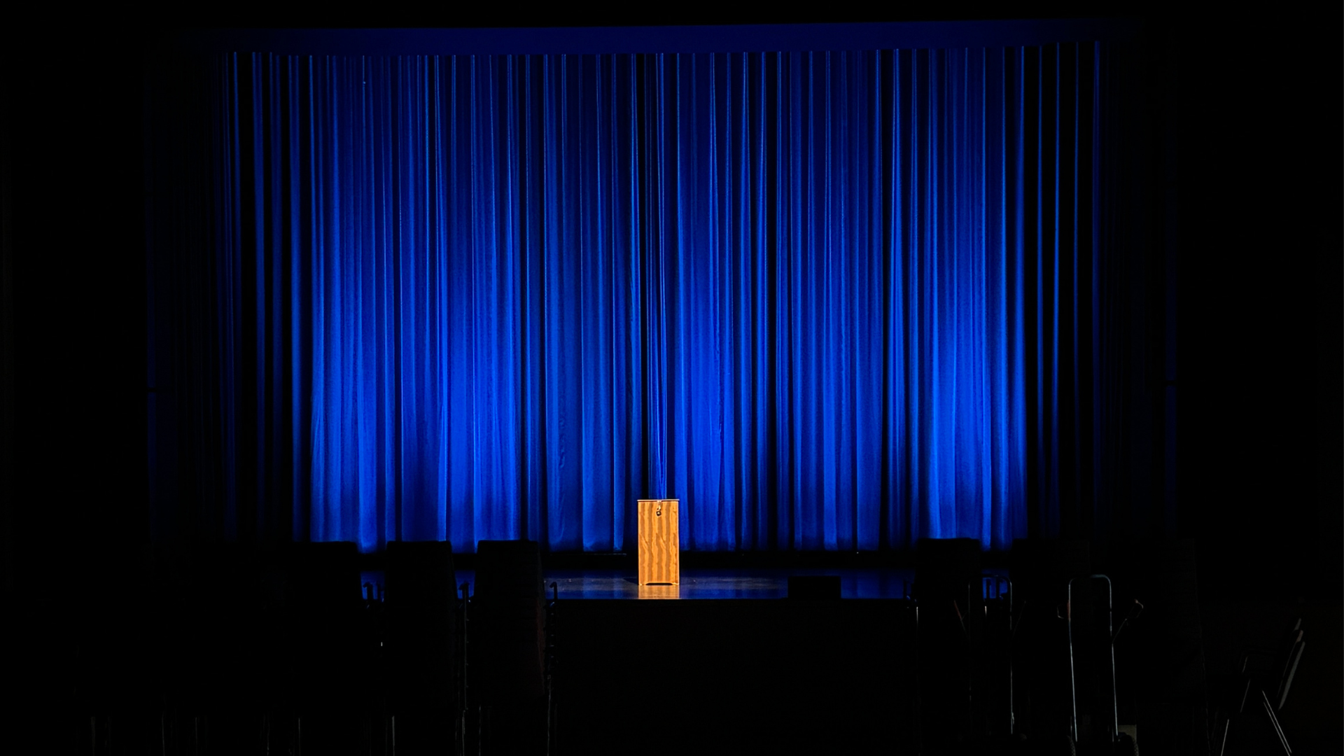 Сайт охоплює 16:9 - 1