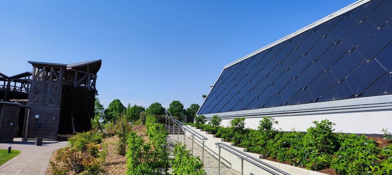 Gradierwerk und Inhalatorium Teilansicht des Inhalatoriums und des Gradiwerks in Kevelaer.