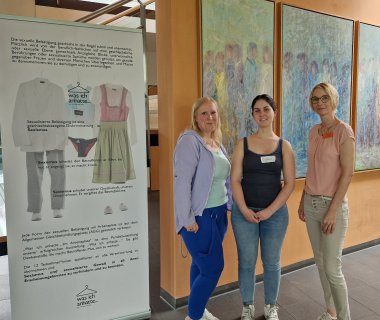 Auszubildende der Stadtverwaltung besuchten Ausstellung und Workshops zum Thema „sexualisierte Gewalt“ im September 2024 Auszubildende der Stadtverwaltung besuchten Ausstellung und Workshops zum Thema „sexualisierte Gewalt“ im September 2024