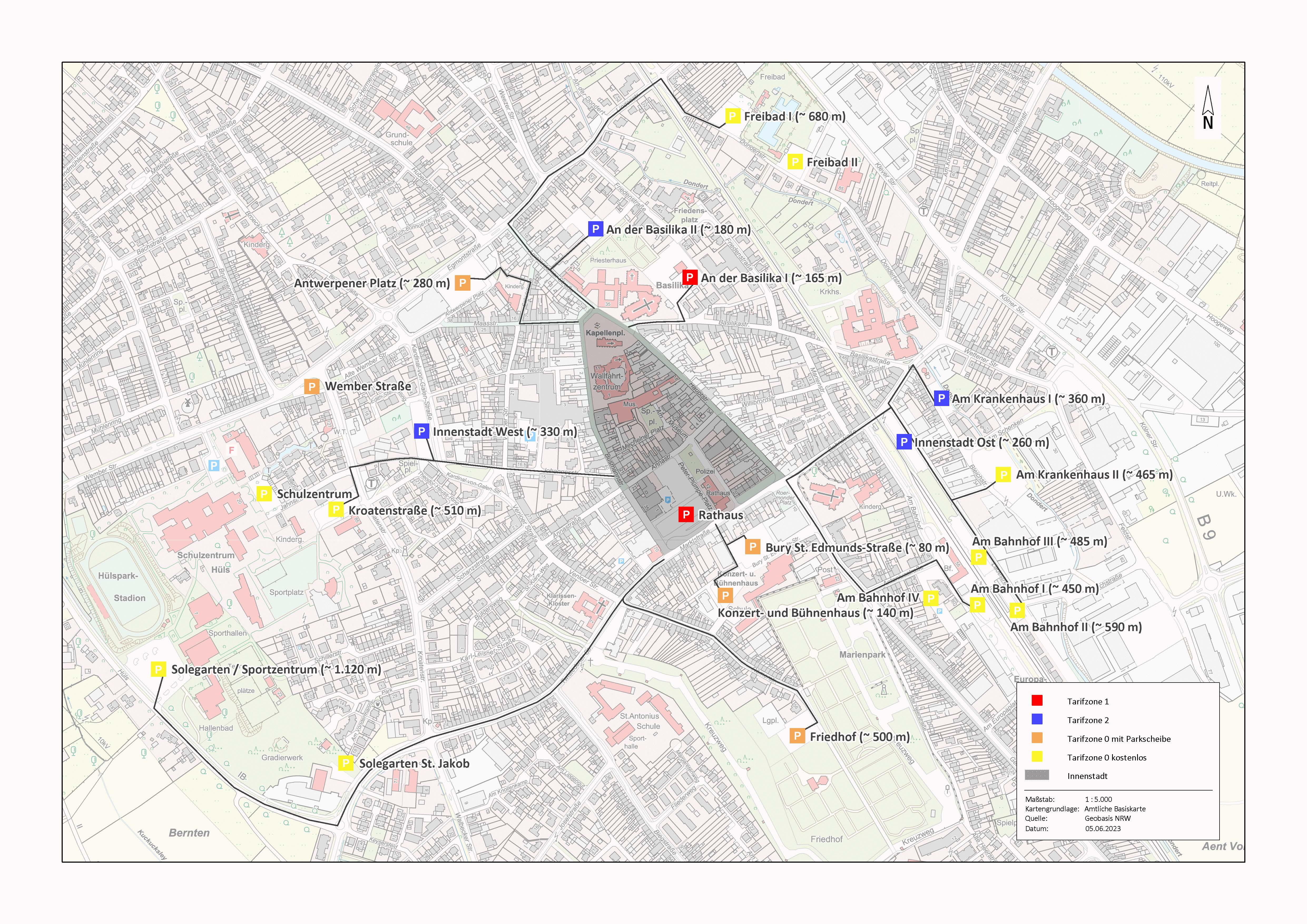 Stadtplan mit Parkplätzen, Tarifzonen und Entfernung zur Innenstadt